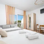 Apartment By The Sea Duce, Omis - 946