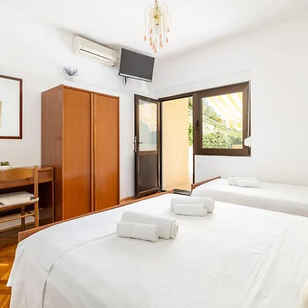 Apartment By The Sea Duce, Omis - 946