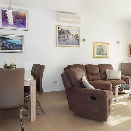 Apartment By The Sea Duce, Omis - 946 *